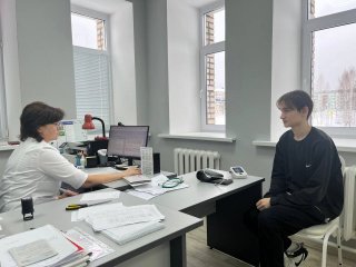 В Межгорье началась первичная постановка юношей на воинский учет