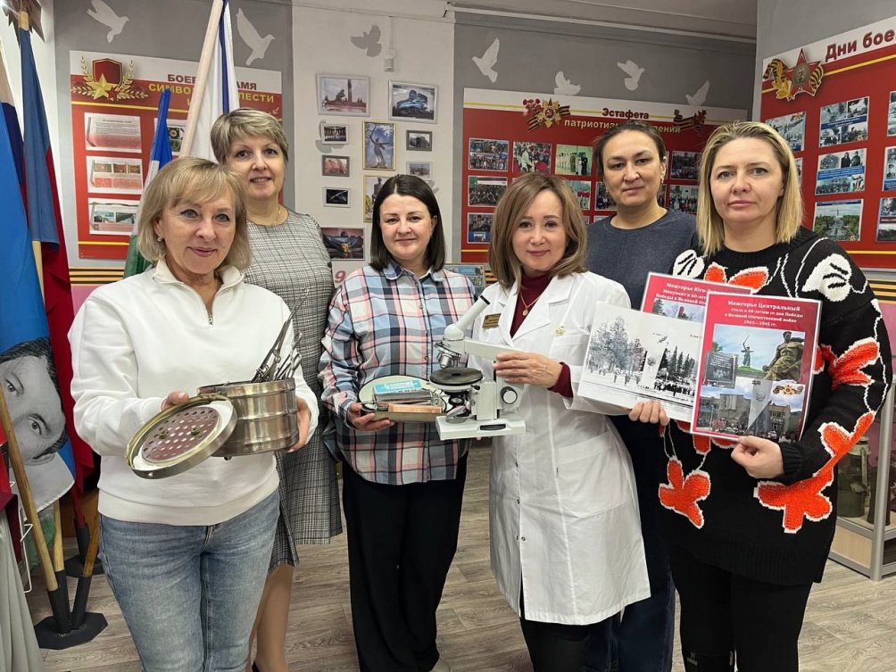 Связь времен: сотрудники МСЧ № 142 передали музею частичку истории медицины