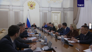 Кабмин утвердил комплексные планы развития Арктики